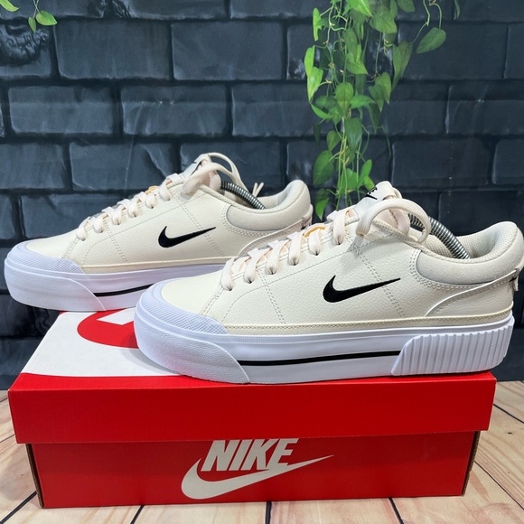 Nike Court Legacy Lift - Picture 3 of 11